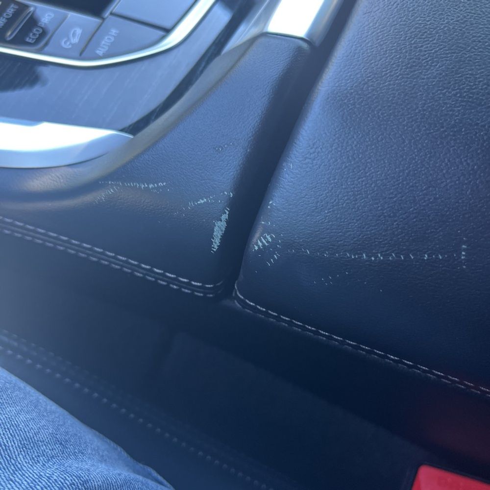 2023 BMW X7 - Image 43