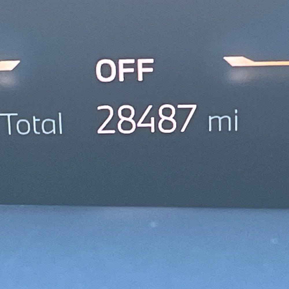 2023 BMW X7 - Image 45