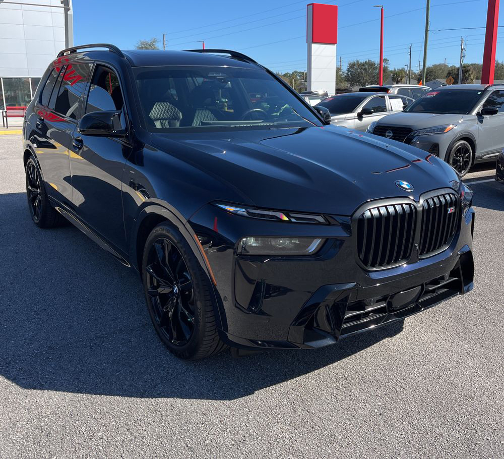 2023 BMW X7 - Image 52