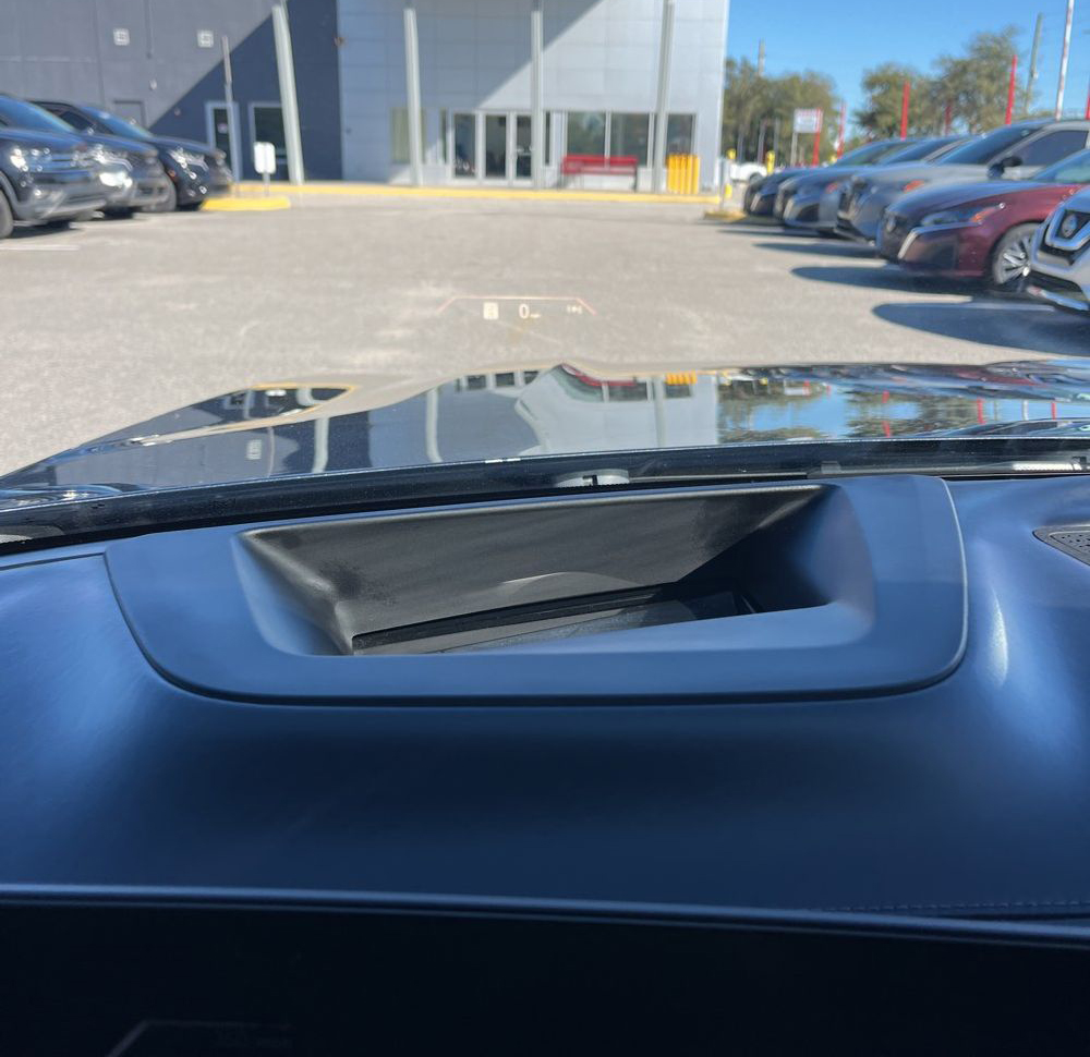 2023 BMW X7 - Image 55