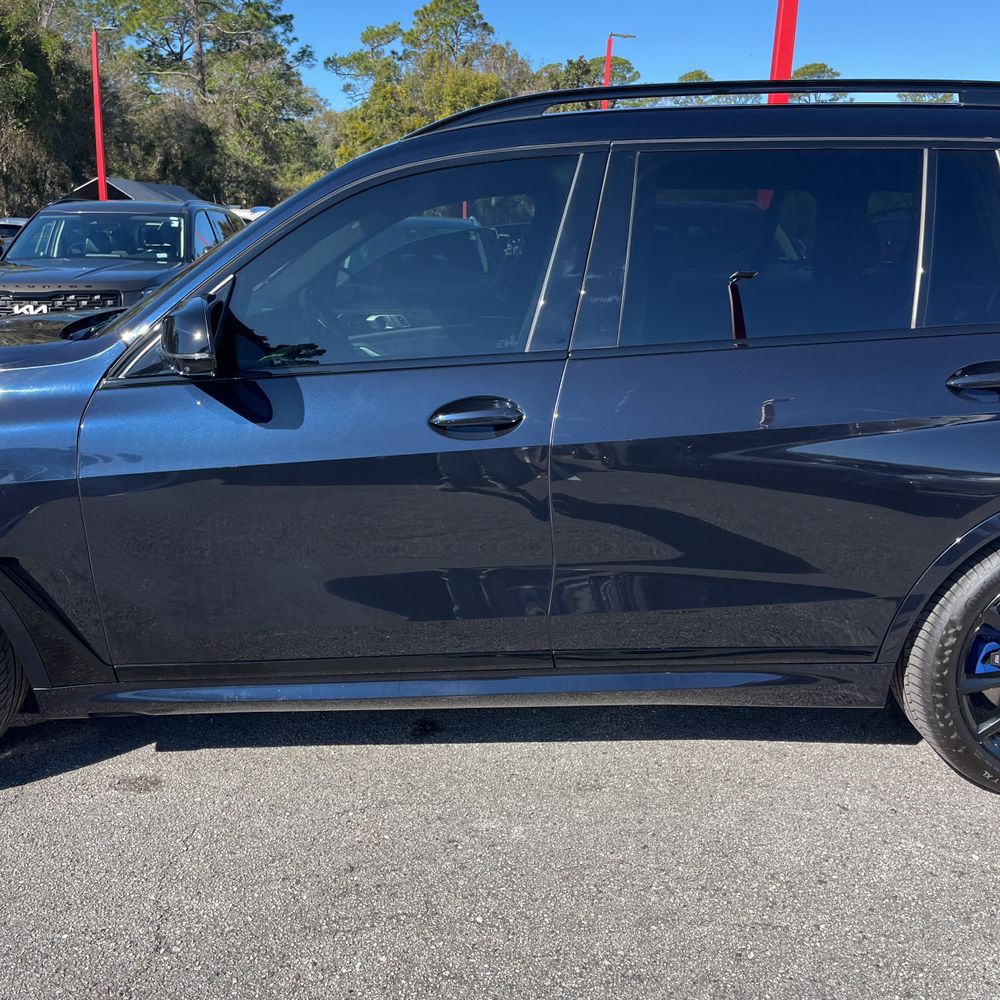 2023 BMW X7 - Image 58