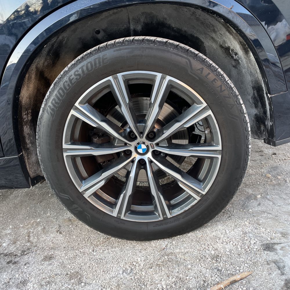 2023 BMW X5 - Image 4