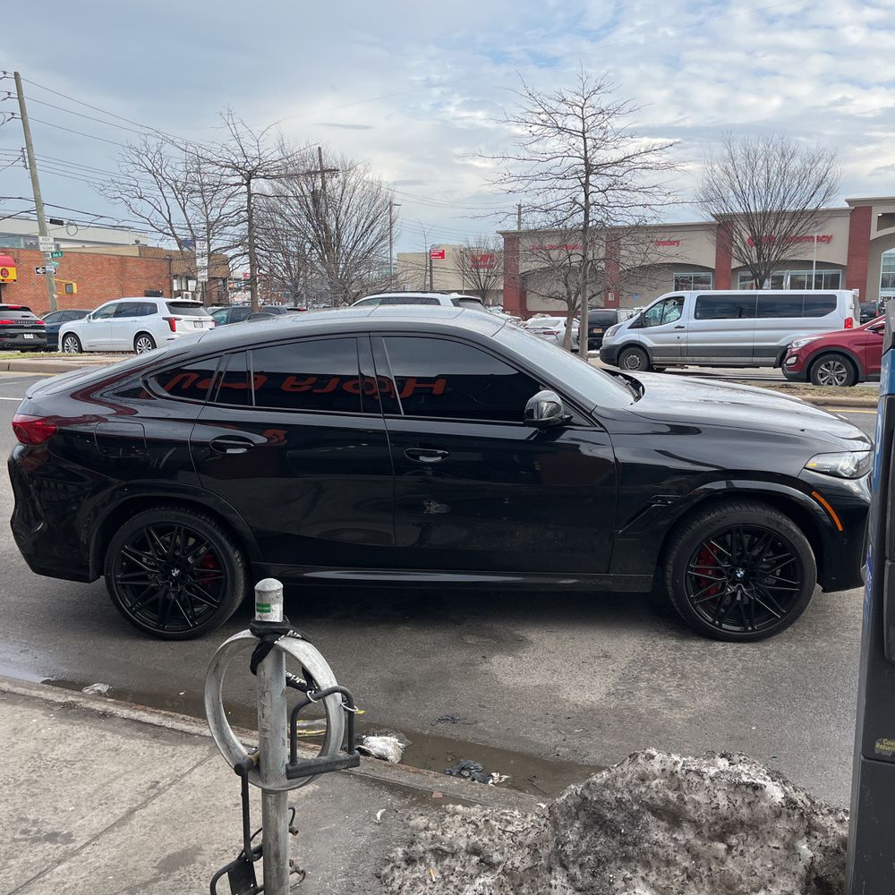 2026 BMW X6 M - Image 29