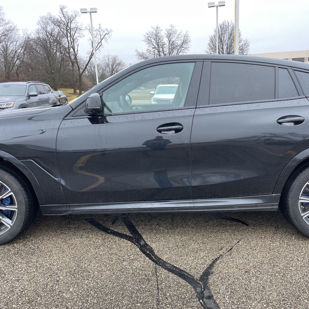2026 BMW X6 - Image 26