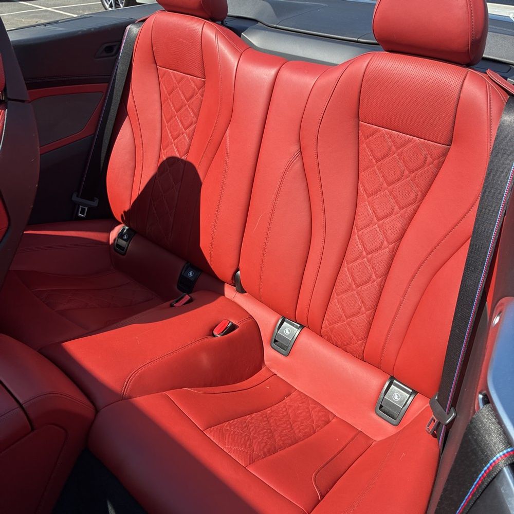 2023 BMW M8 Cabriolet - Image 12