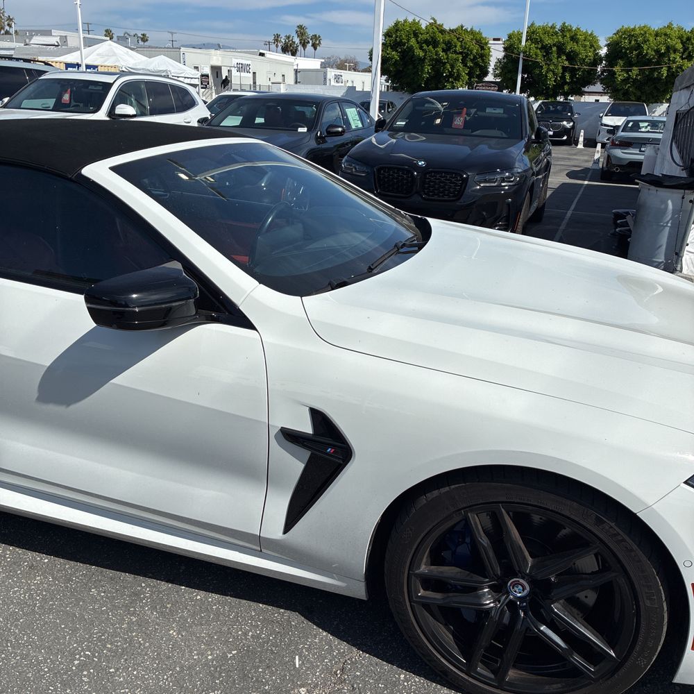 2023 BMW M8 Cabriolet - Image 24