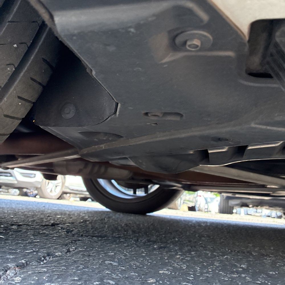 2023 BMW M8 Cabriolet - Image 29