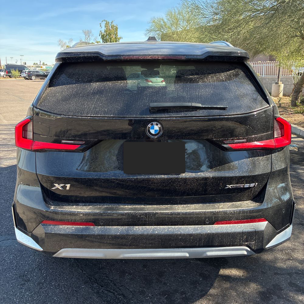 2025 BMW X1 - Image 21