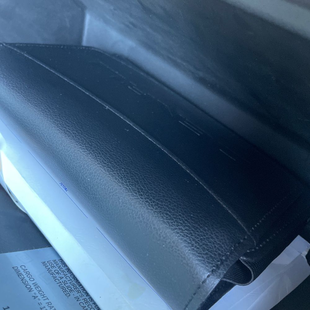 2022 GMC Sierra 2500HD - Image 2