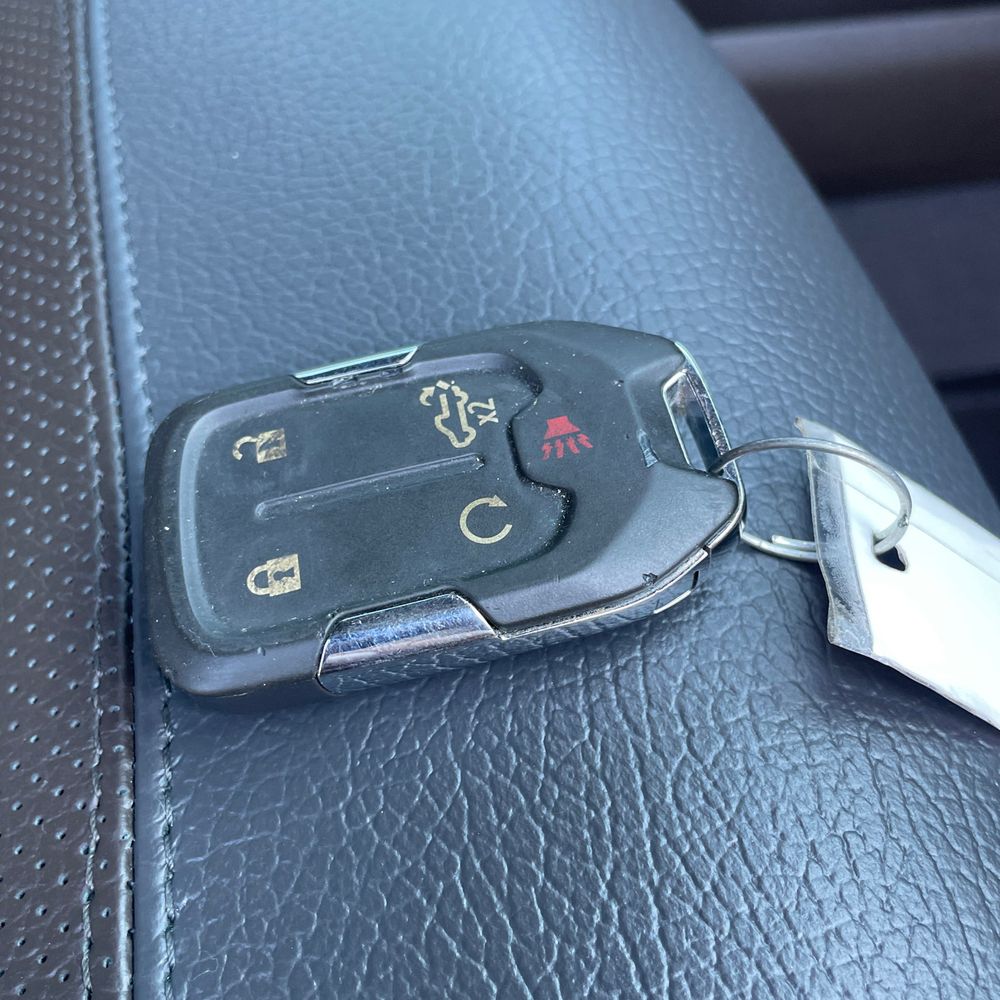 2022 GMC Sierra 2500HD - Image 7