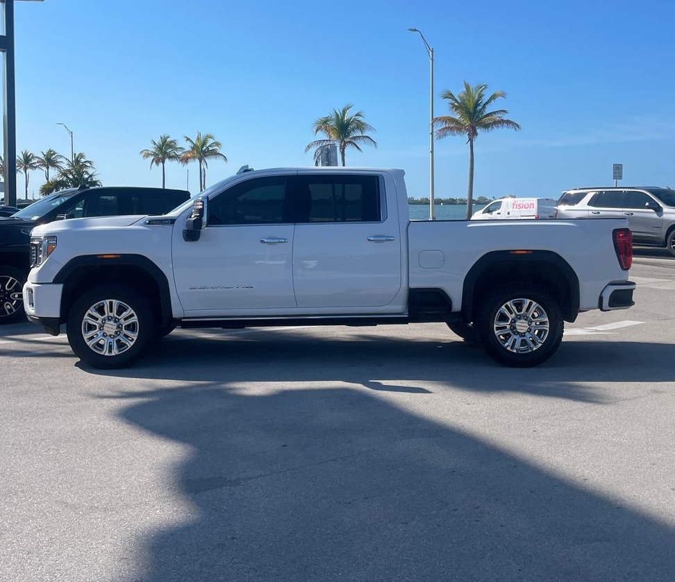 2022 GMC Sierra 2500HD - Image 32