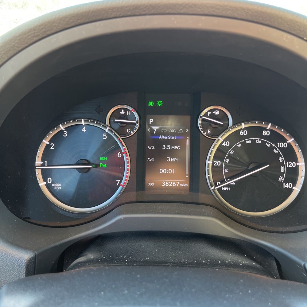 2023 Lexus GX 460 Base - Image 5