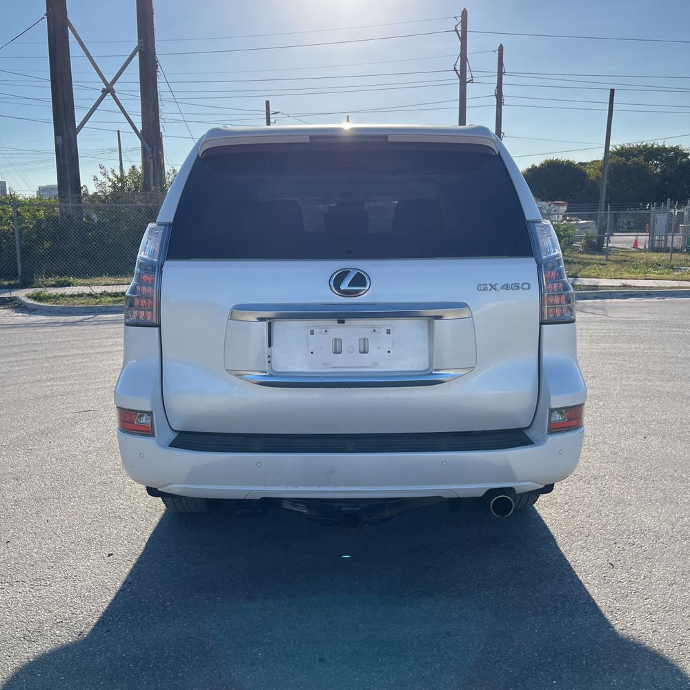 2023 Lexus GX 460 Base - Image 28