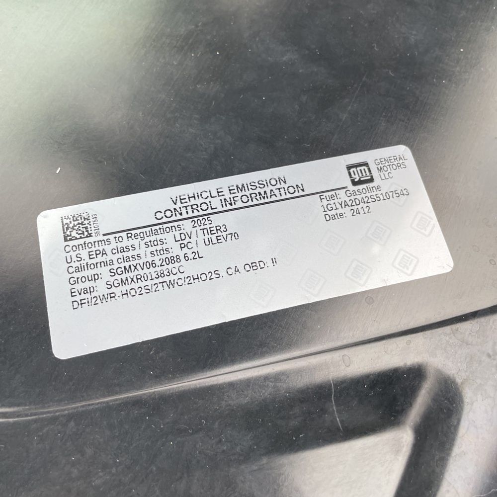 2025 Chevrolet Corvette - Image 3