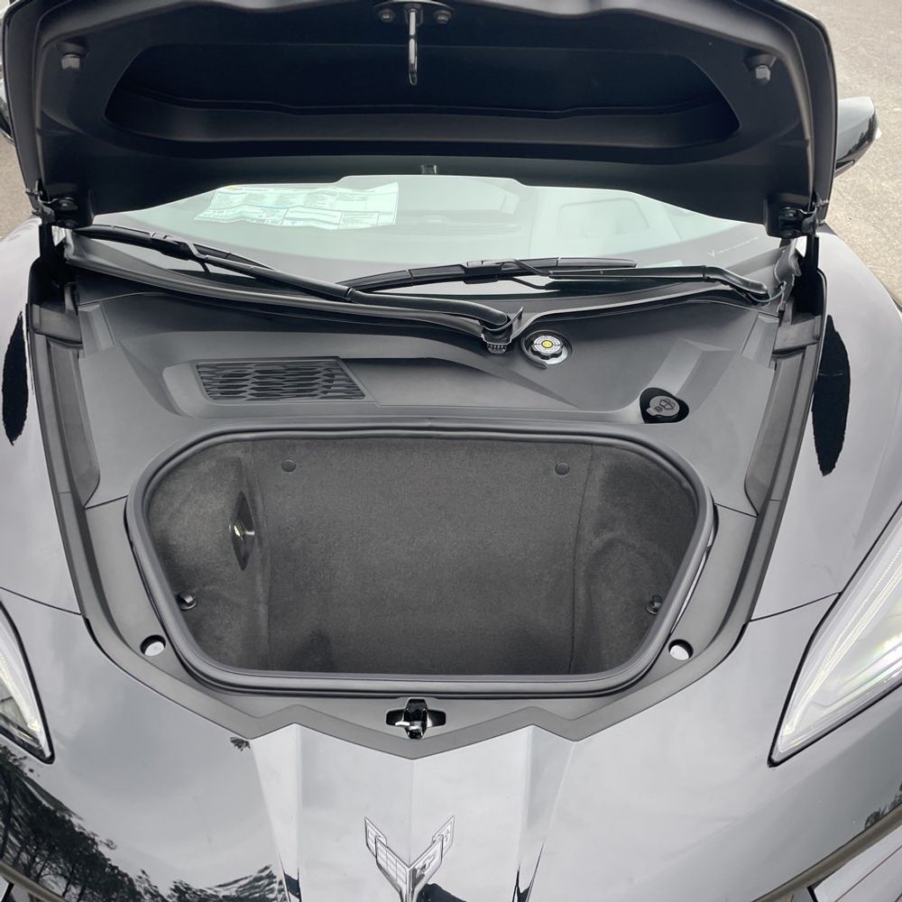 2025 Chevrolet Corvette - Image 21