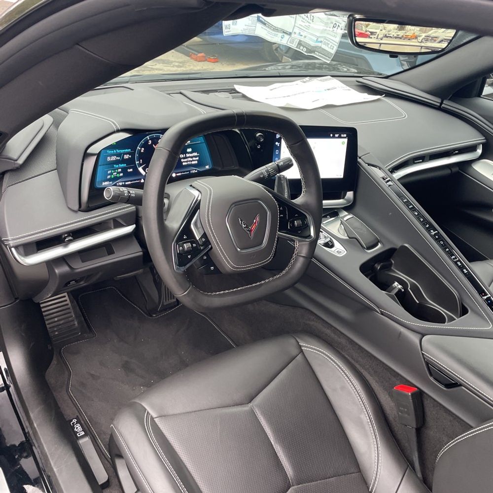 2025 Chevrolet Corvette - Image 40