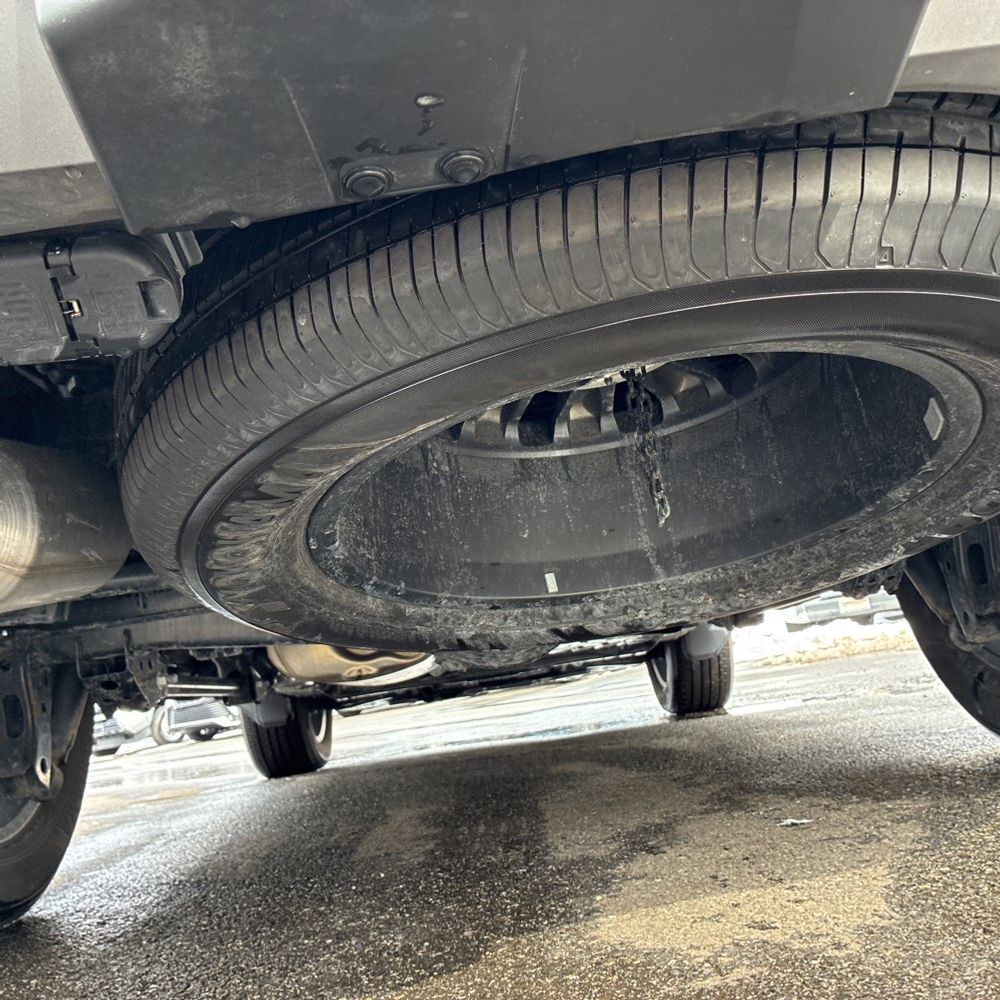 2024 Toyota Land Cruiser - Image 4