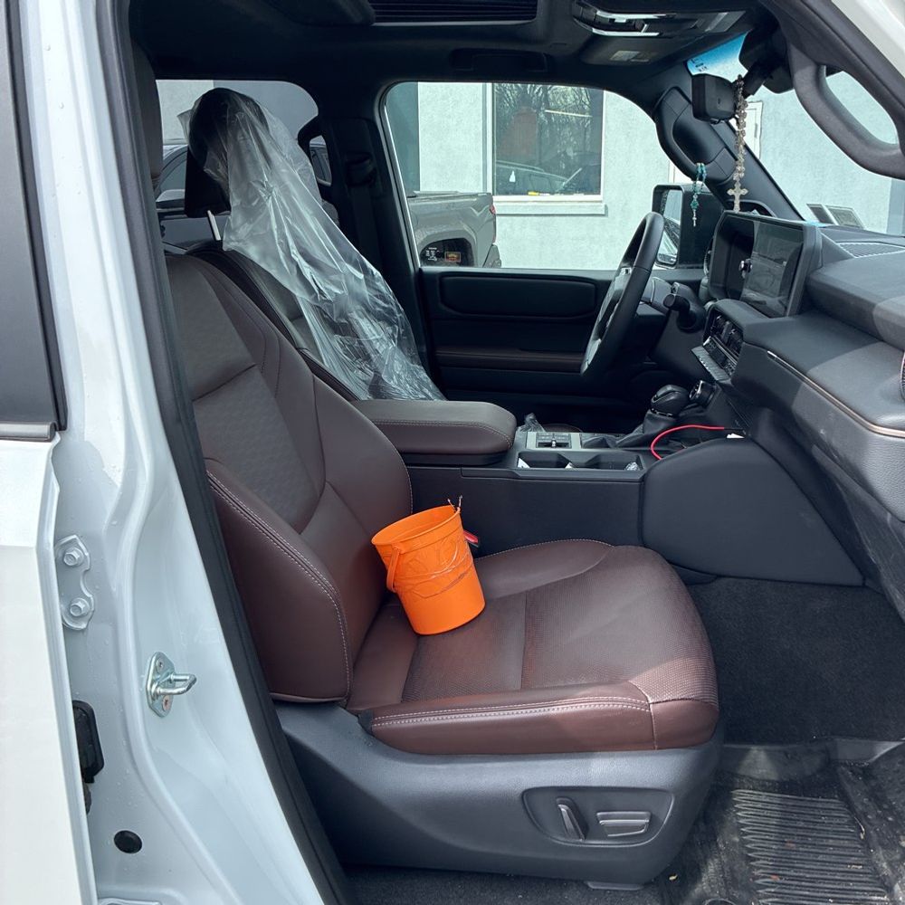 2024 Toyota Land Cruiser - Image 18