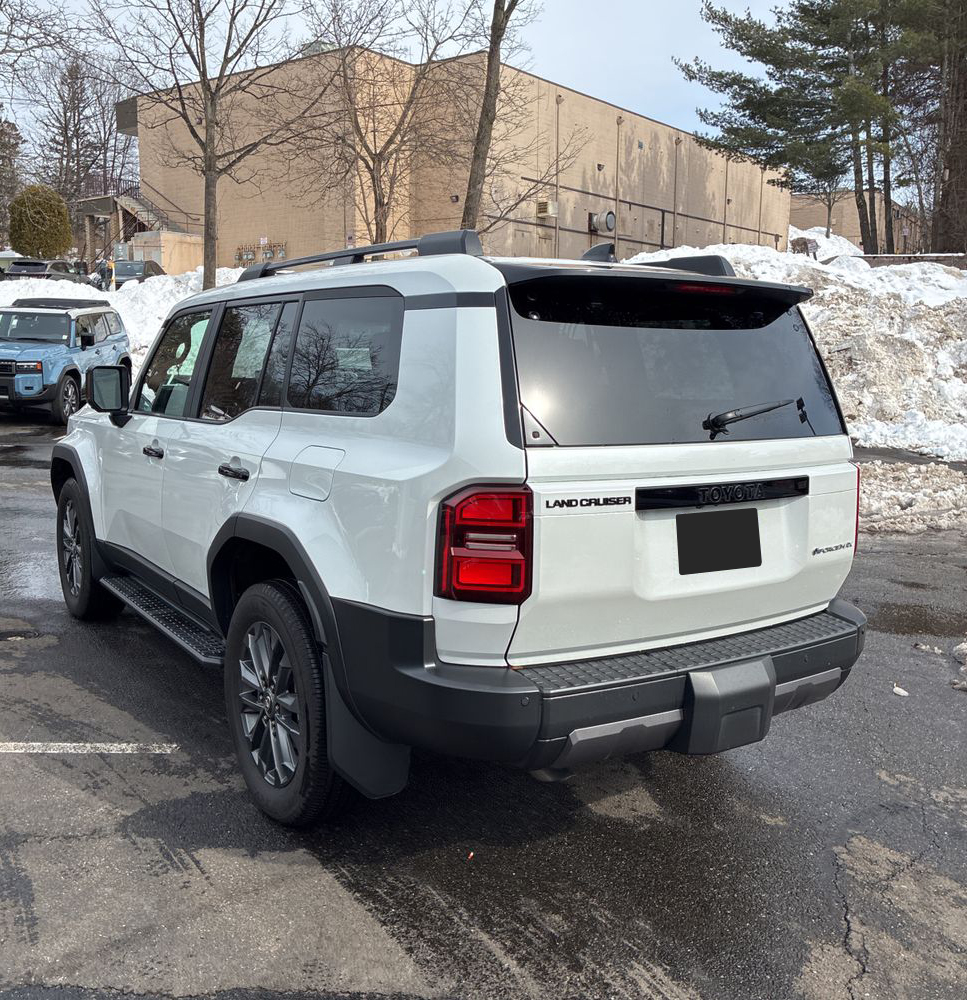 2024 Toyota Land Cruiser - Image 37