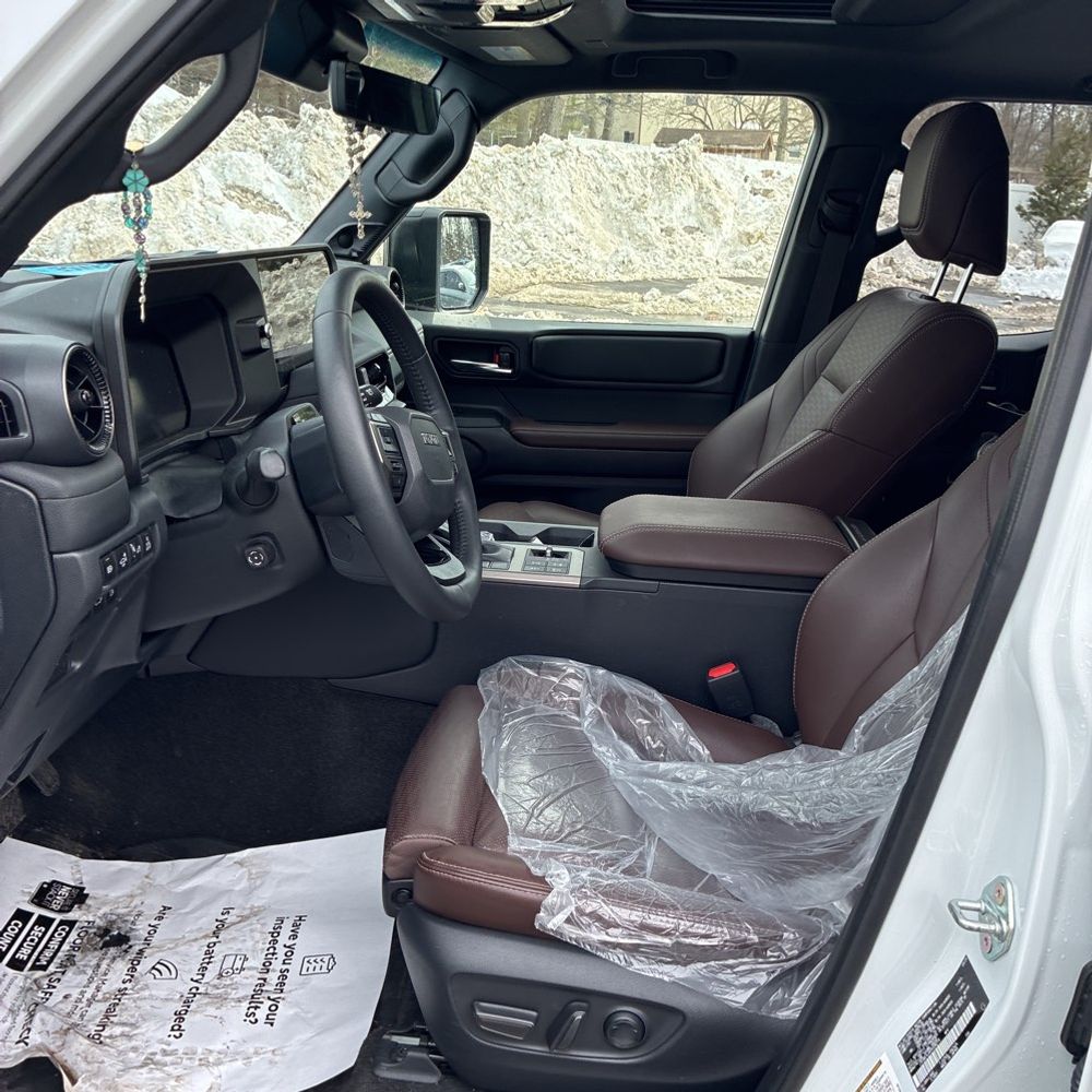 2024 Toyota Land Cruiser - Image 46