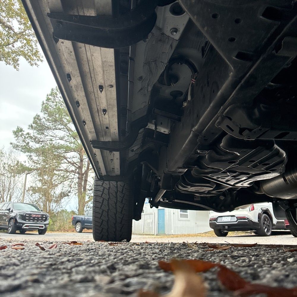 2025 Toyota Land Cruiser - Image 2