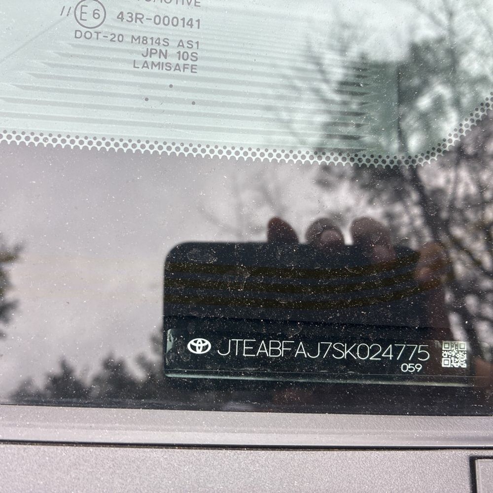 2025 Toyota Land Cruiser - Image 17