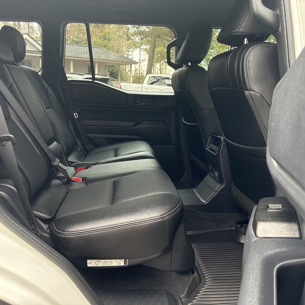 2025 Toyota Land Cruiser - Image 20