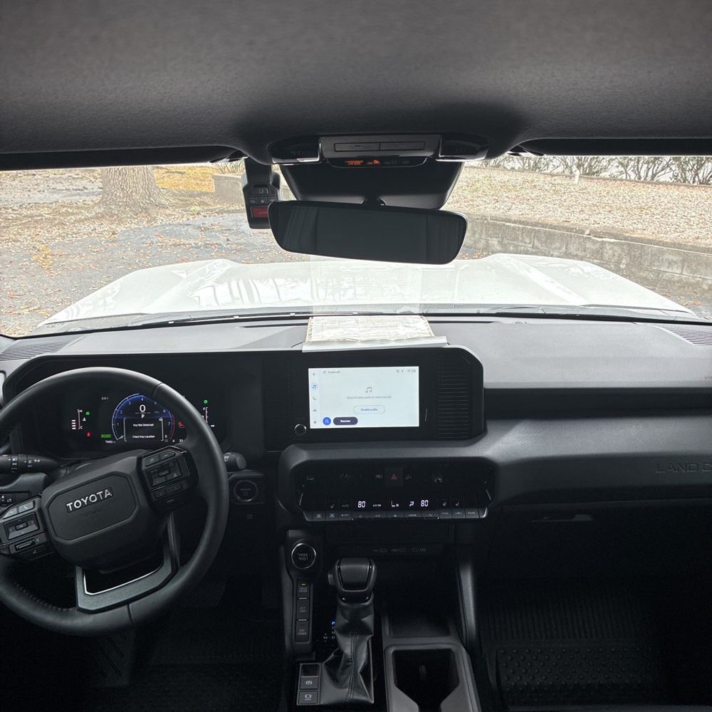 2025 Toyota Land Cruiser - Image 22