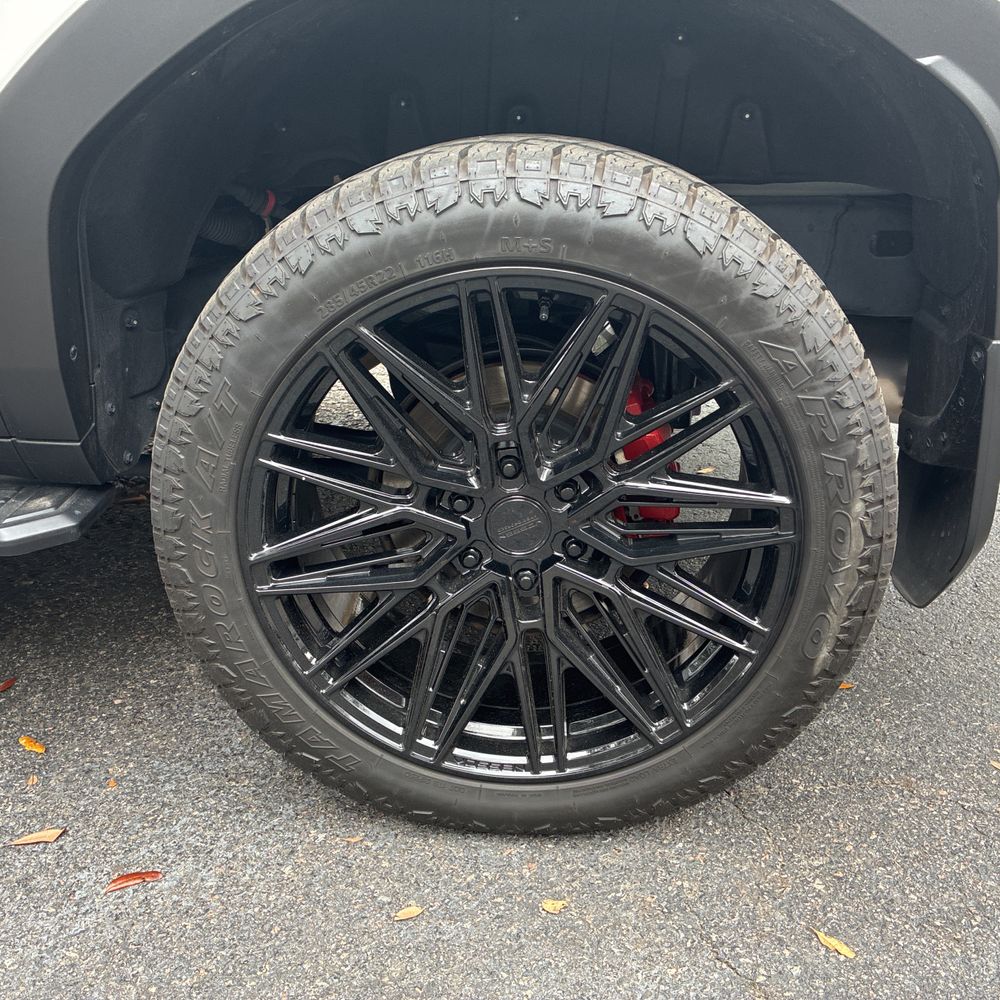 2025 Toyota Land Cruiser - Image 29