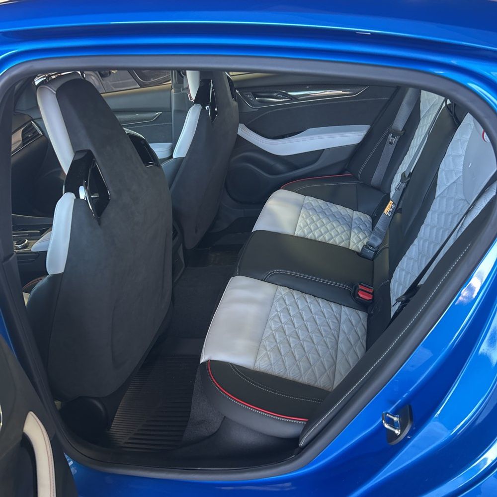 2024 Cadillac CT5-V - Image 6