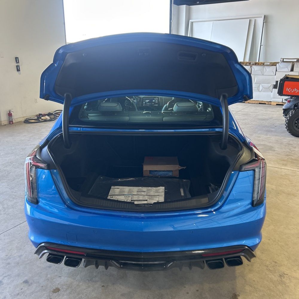 2024 Cadillac CT5-V - Image 26