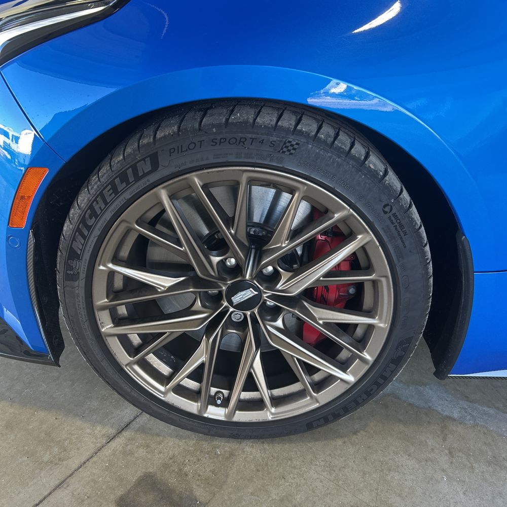 2024 Cadillac CT5-V - Image 36