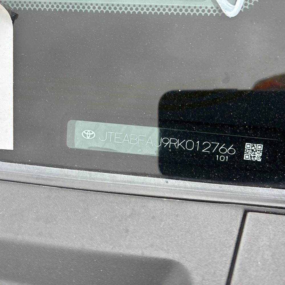 2024 Toyota Land Cruiser - Image 27