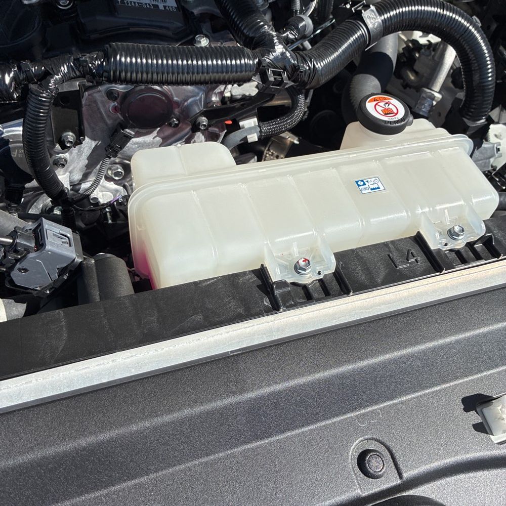 2025 Toyota Land Cruiser - Image 8