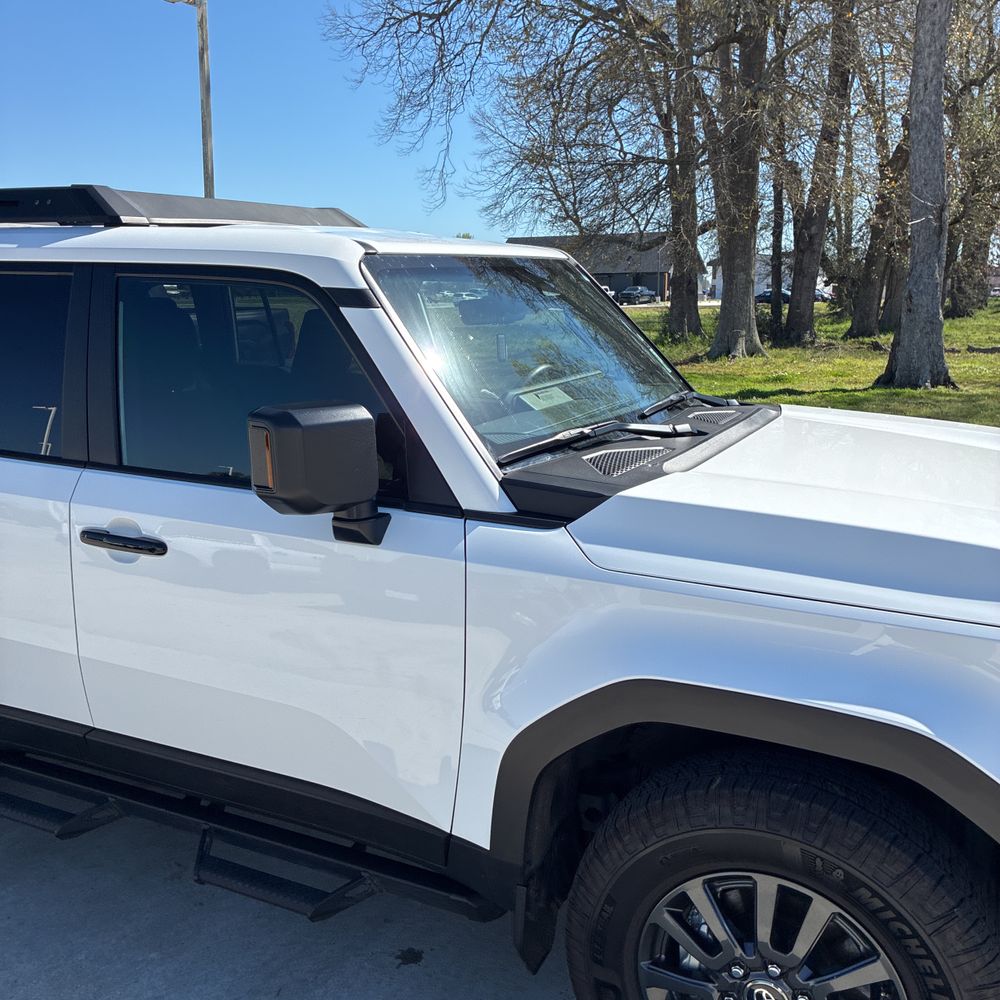 2025 Toyota Land Cruiser - Image 33