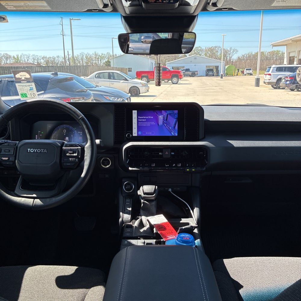 2025 Toyota Land Cruiser - Image 36