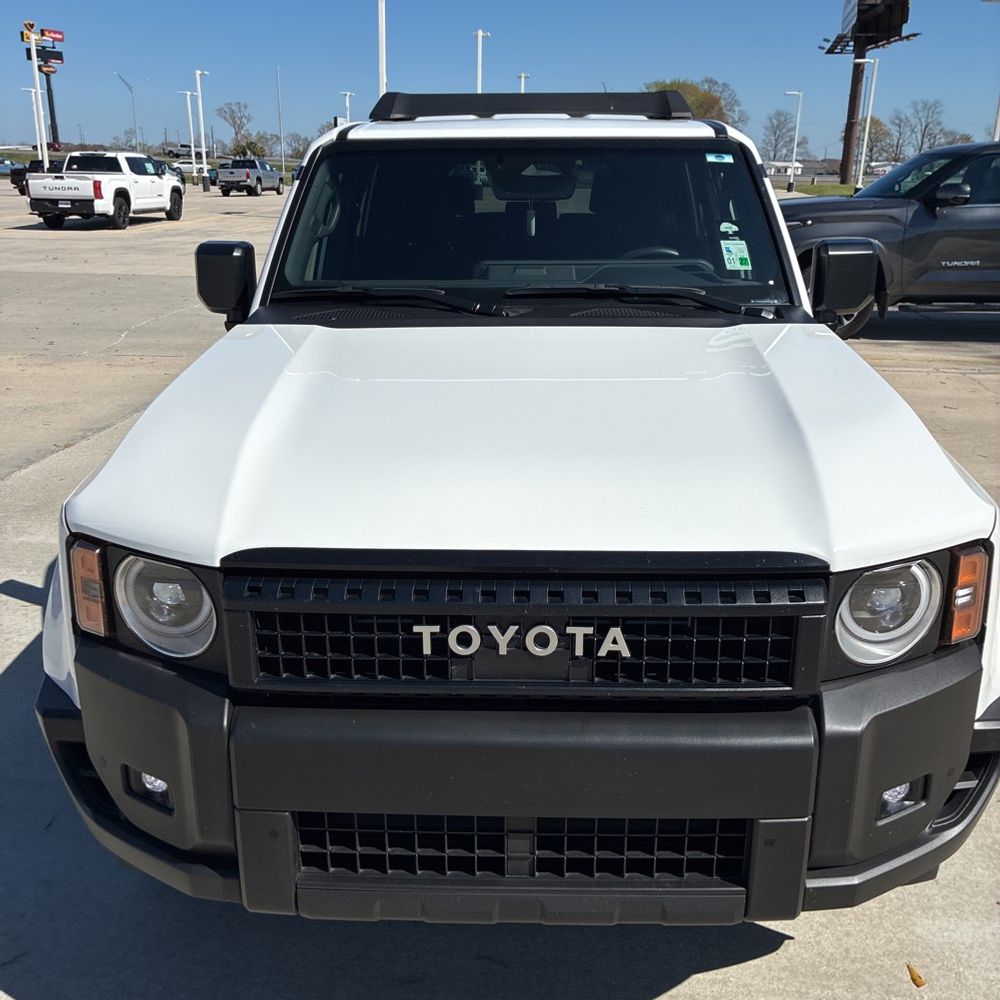 2025 Toyota Land Cruiser - Image 37