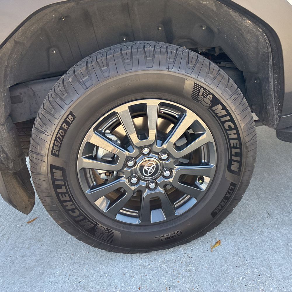 2025 Toyota Land Cruiser - Image 47