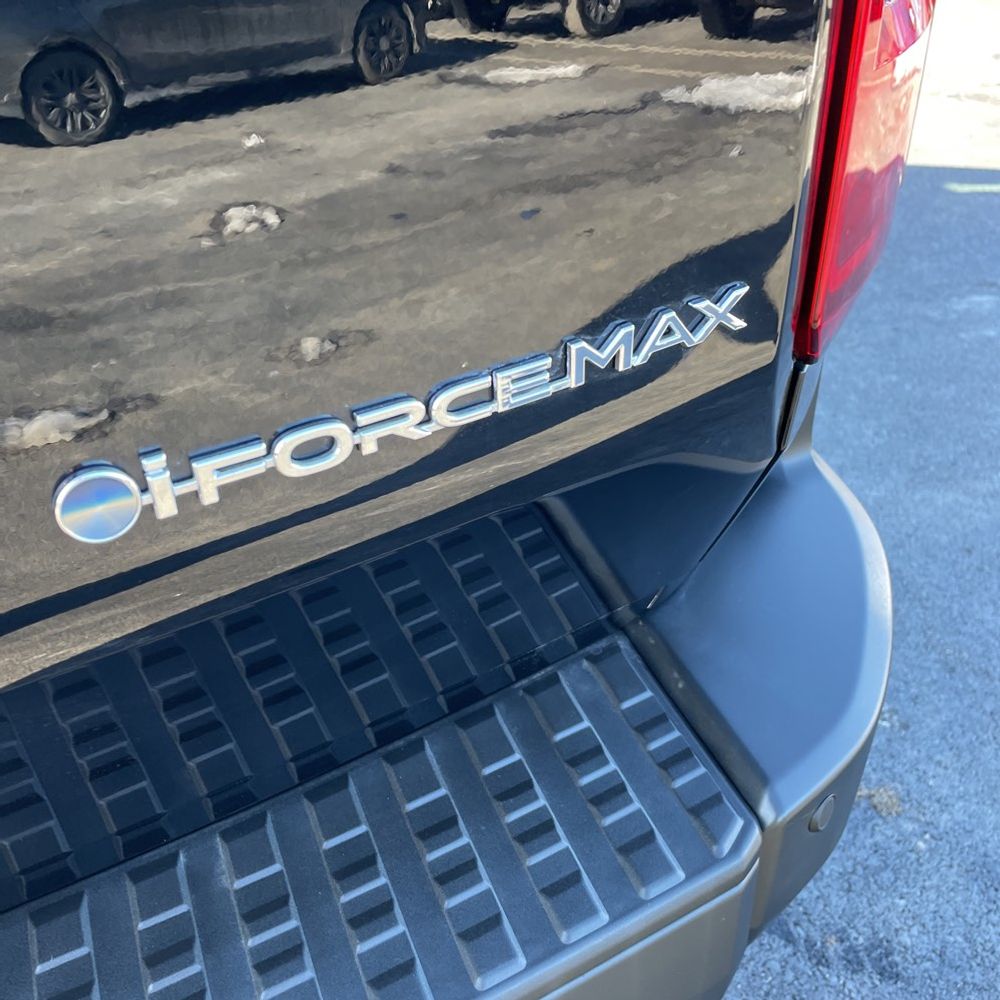 2025 Toyota Land Cruiser - Image 4