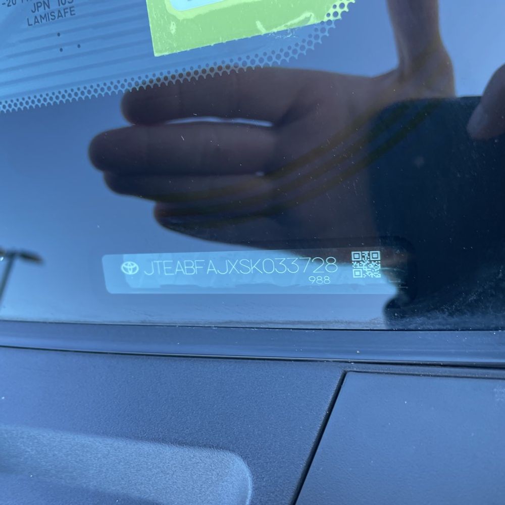 2025 Toyota Land Cruiser - Image 26