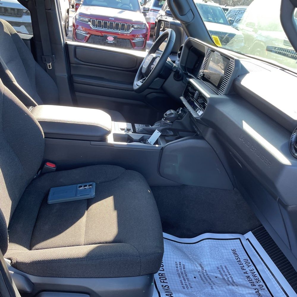 2025 Toyota Land Cruiser - Image 39