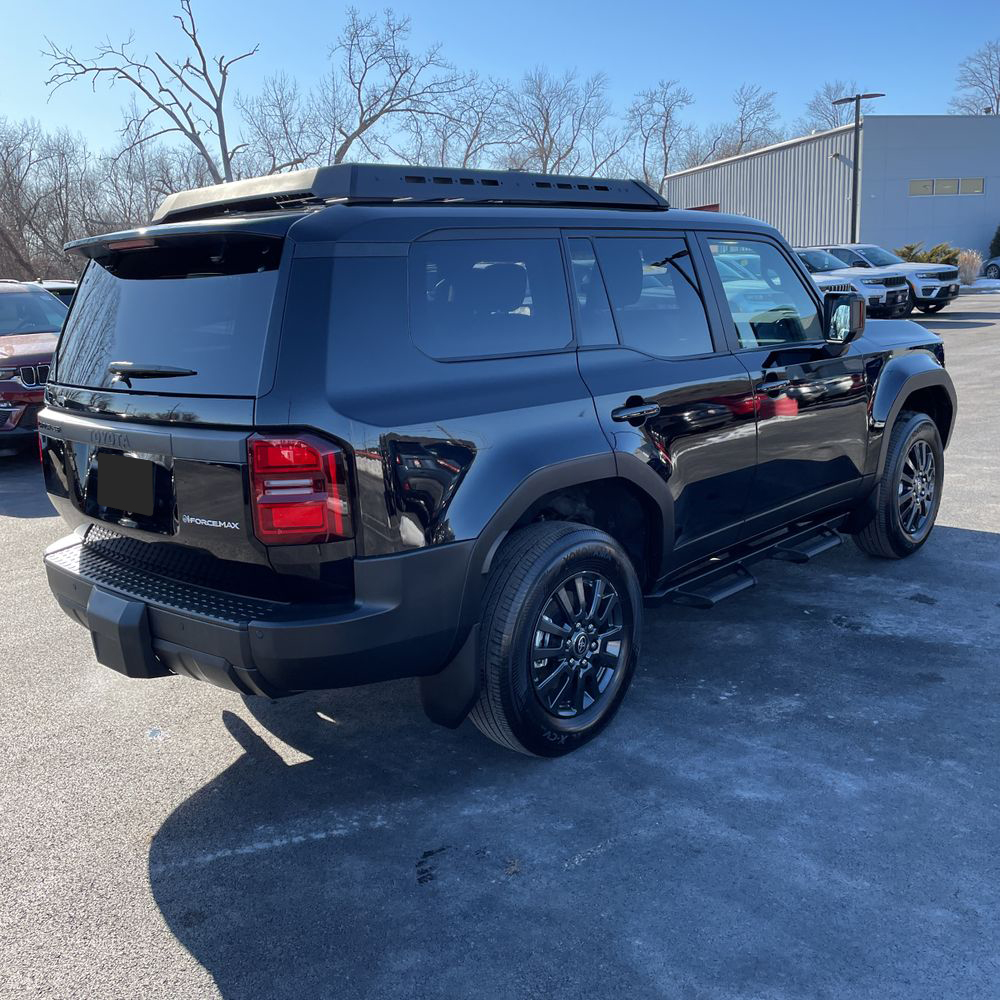 2025 Toyota Land Cruiser - Image 42