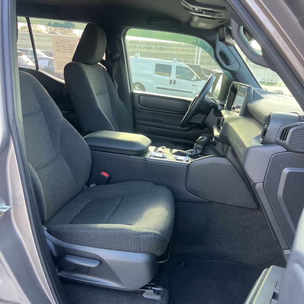 2024 Toyota Land Cruiser - Image 10