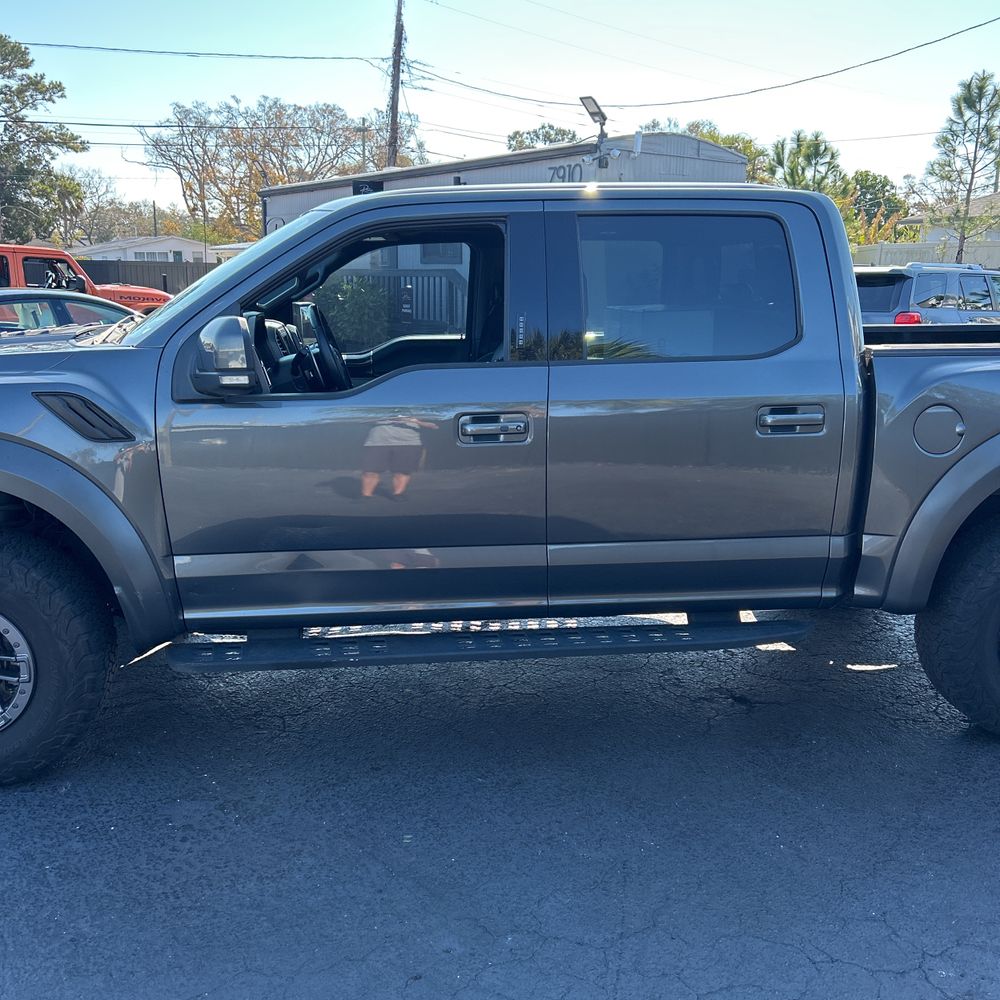 2020 Ford F-150 - Image 17