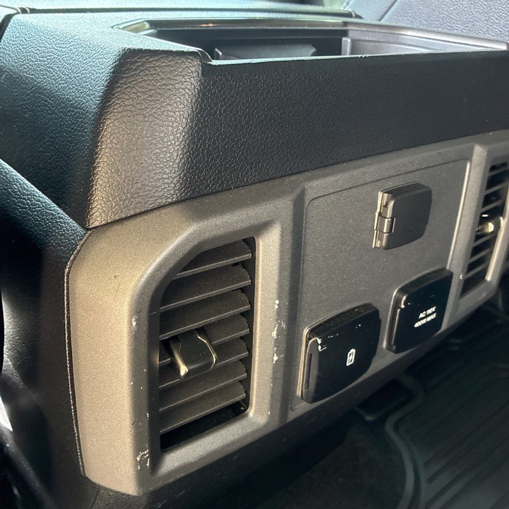 2018 Ford F-150 - Image 18