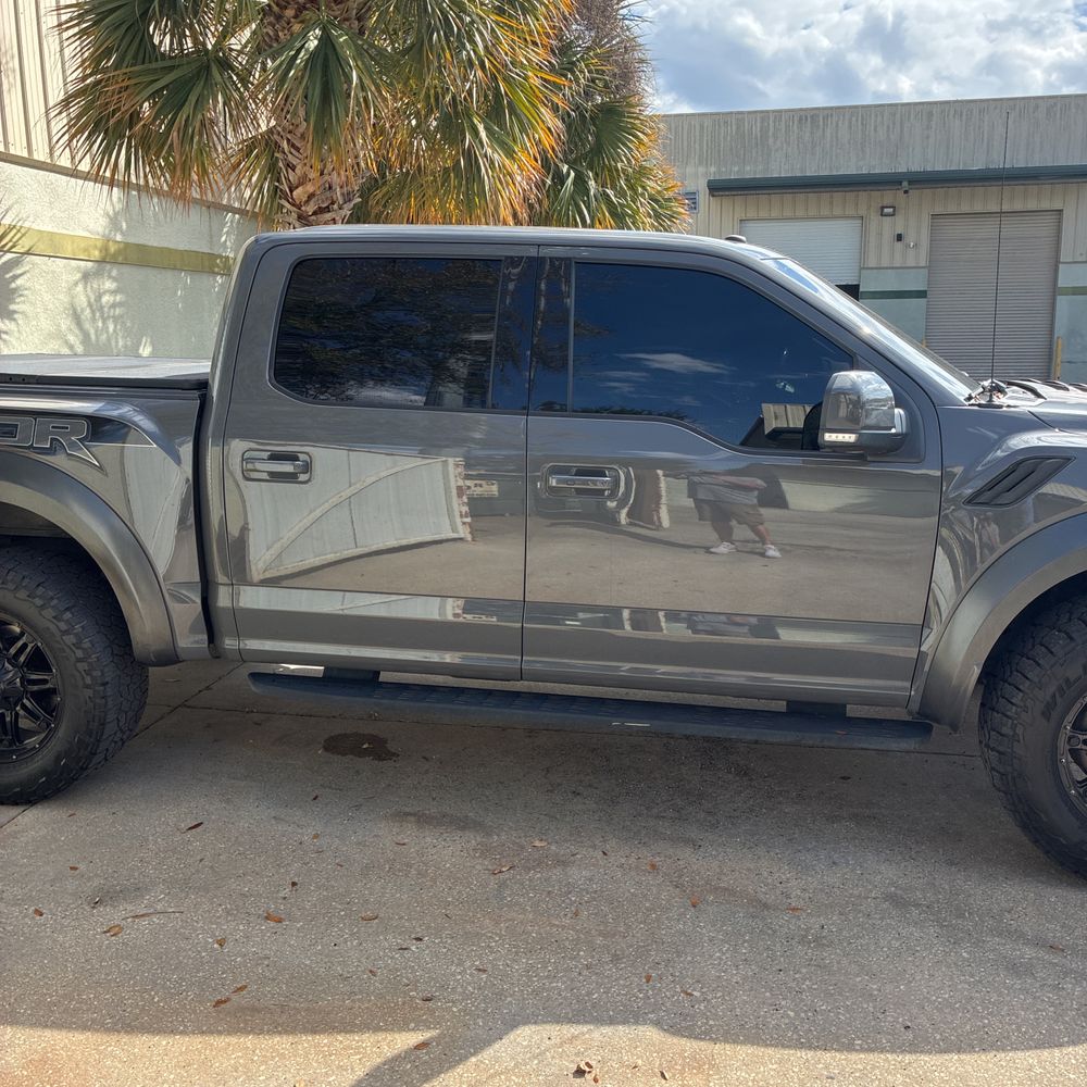 2018 Ford F-150 - Image 38