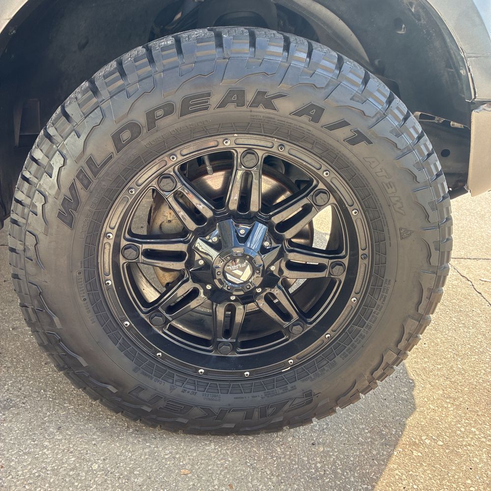 2018 Ford F-150 - Image 41