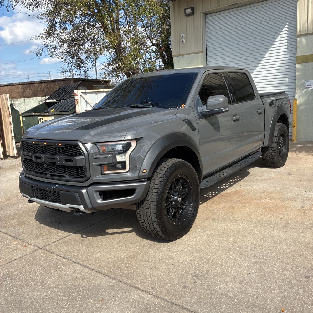 2018 Ford F-150 - Image 55