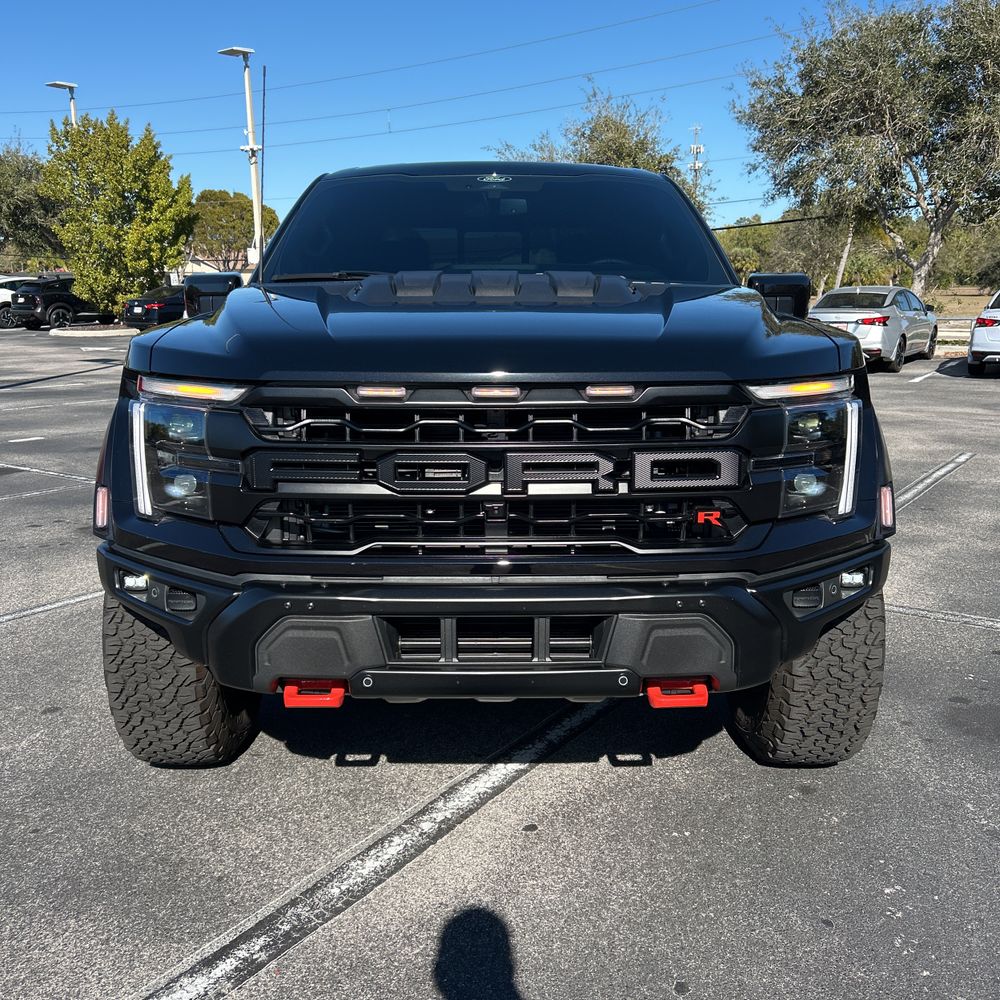 2025 Ford F-150 - Image 41