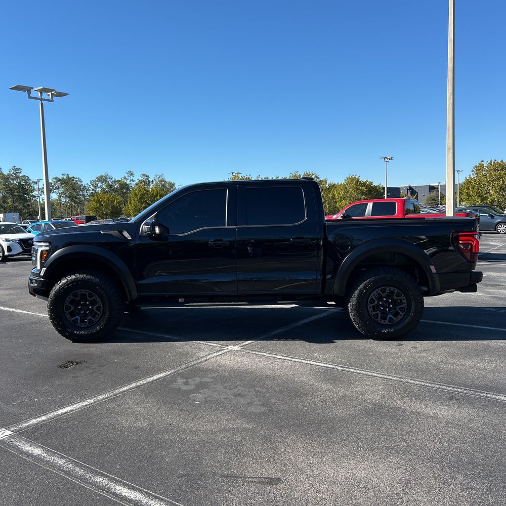 2025 Ford F-150 - Image 51